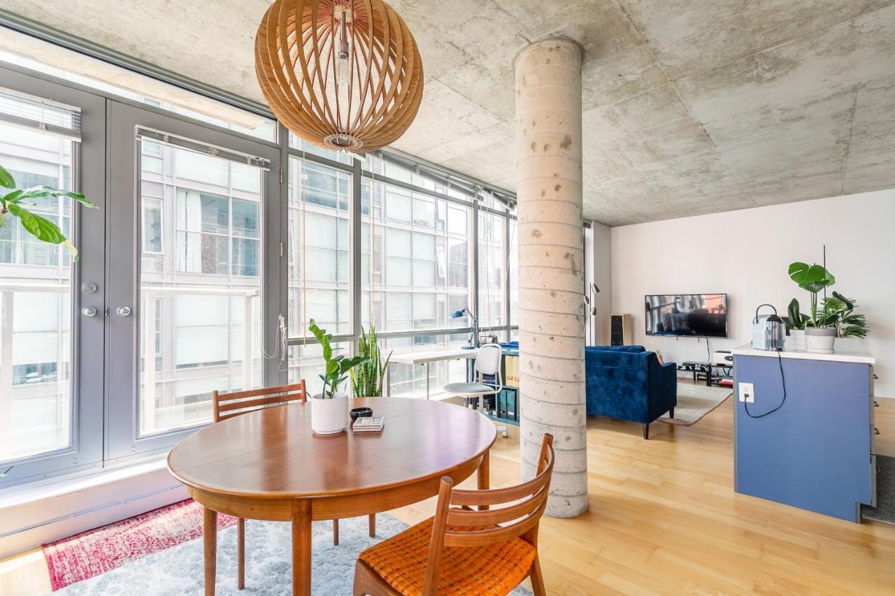 Spacious Corner Apartment Downtown Toronto Exterior foto