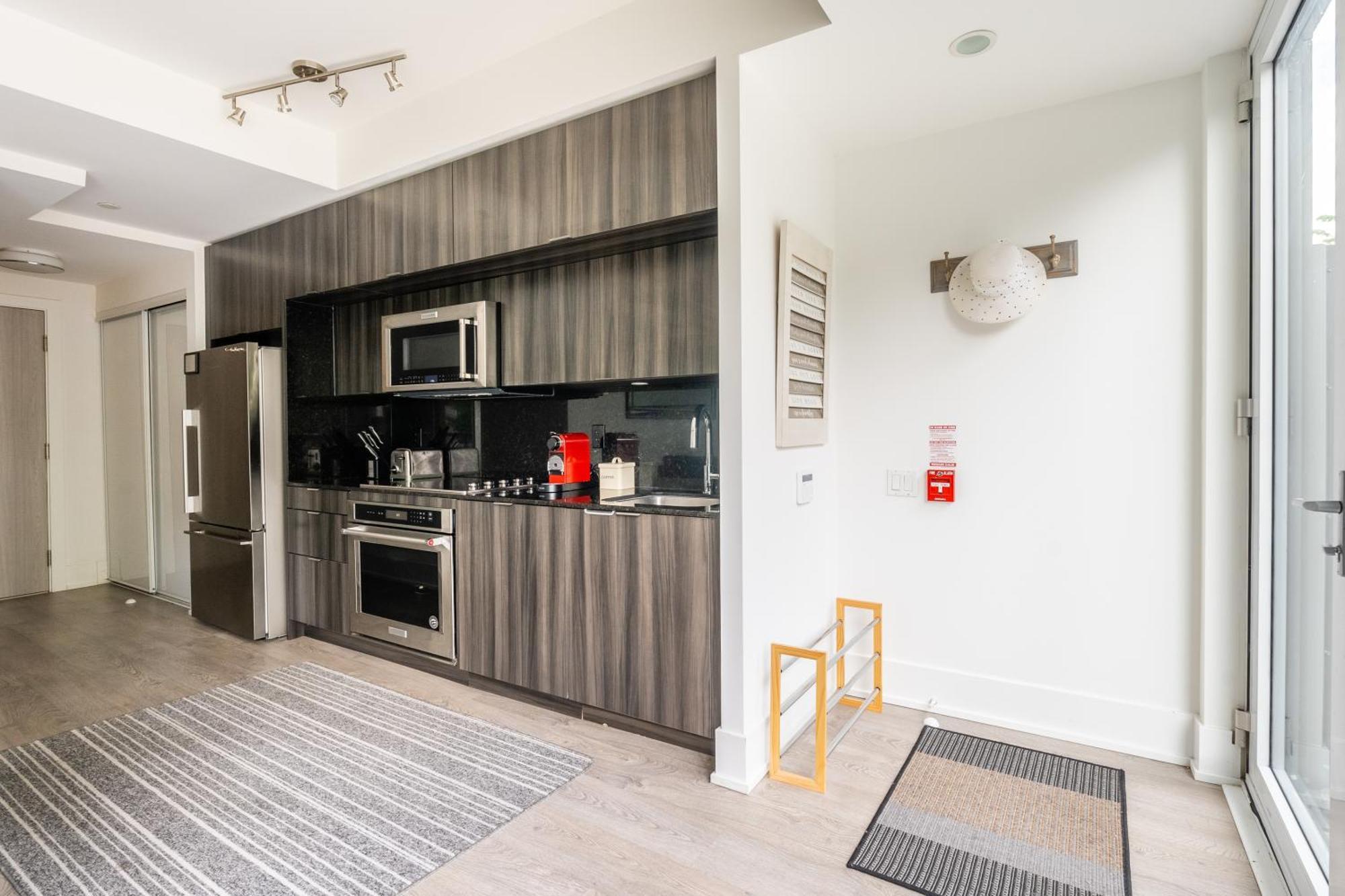 Spacious Corner Apartment Downtown Toronto Exterior foto